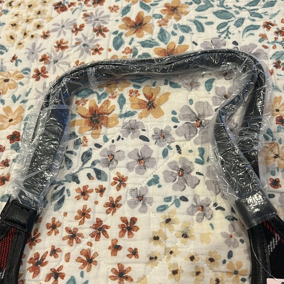 NWT Victoria’s Secret flannel tote. - Picture 7 of 10